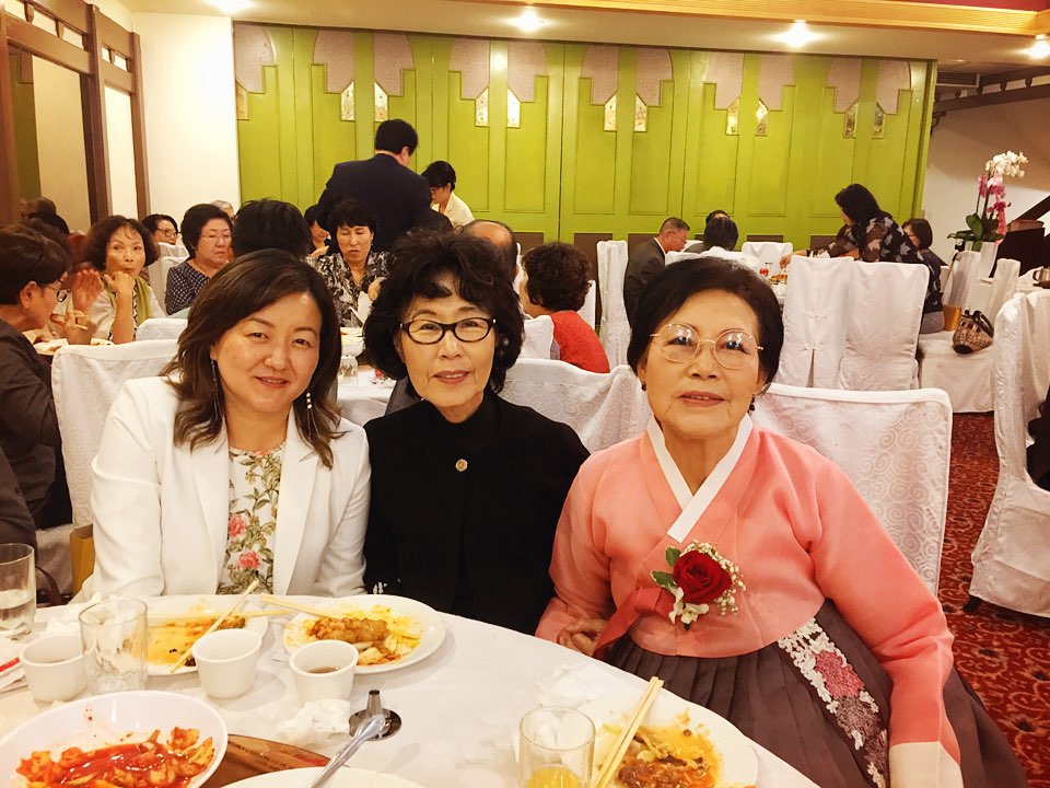영교며누리나.jpg